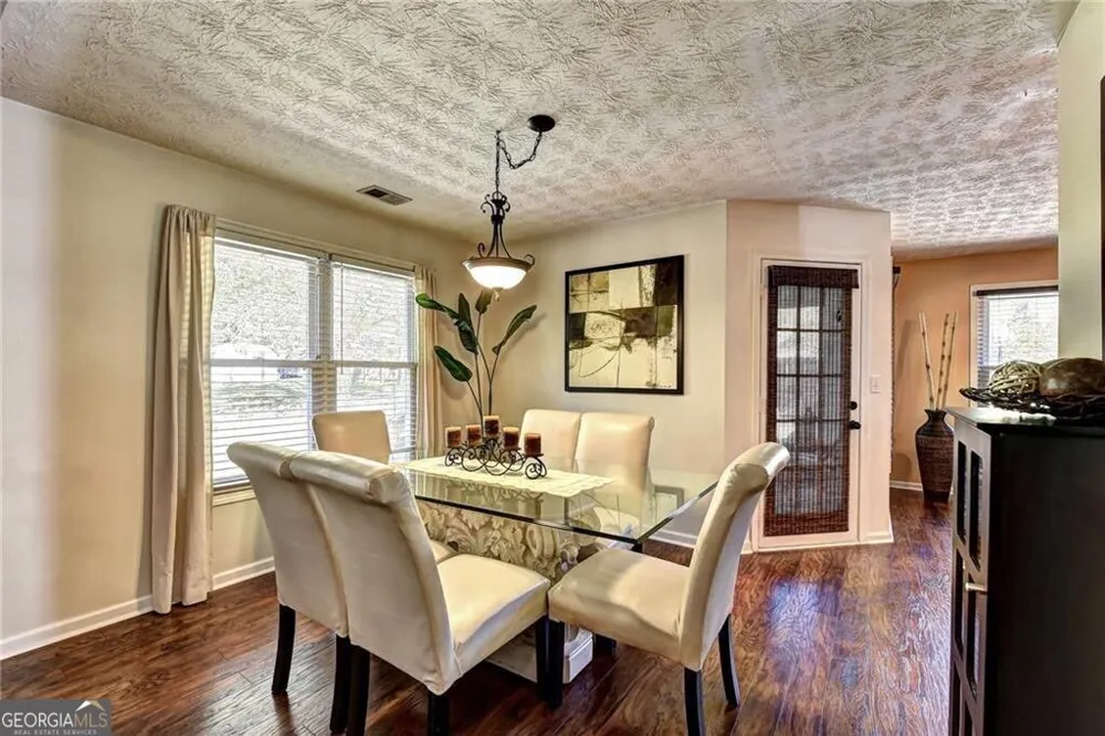 3940 Piper Glen DR Buford, GA 30519