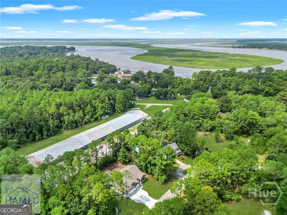 101 Plantation RD Midway, GA 31320