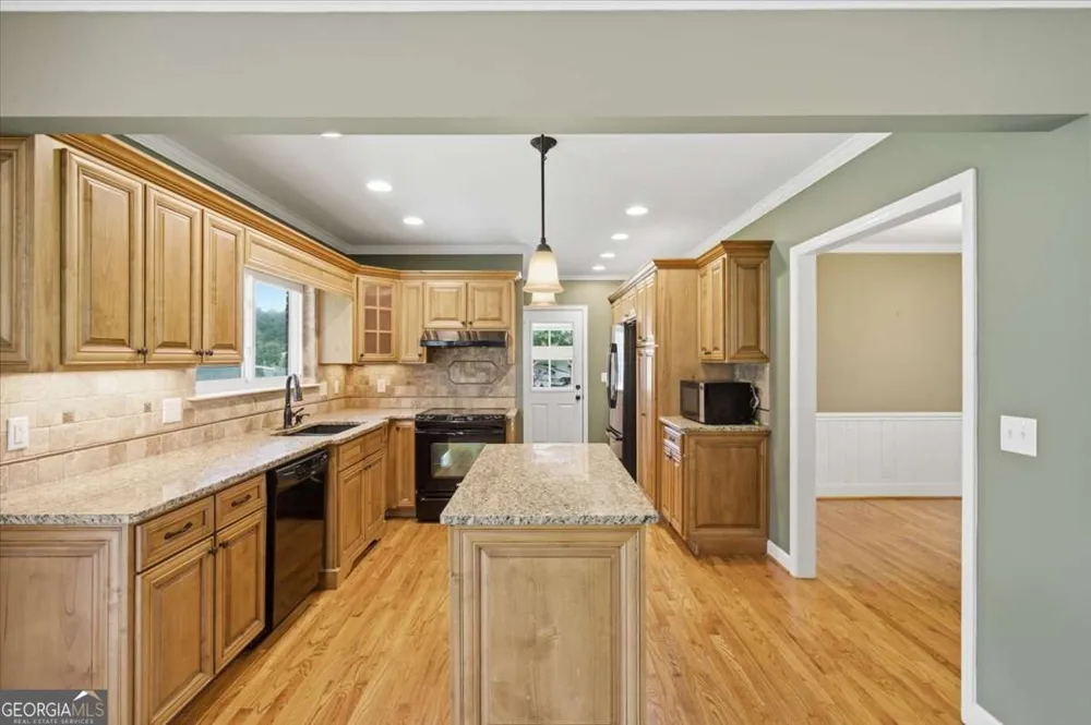 1314 Cave Springs RD Cedartown, GA 30125