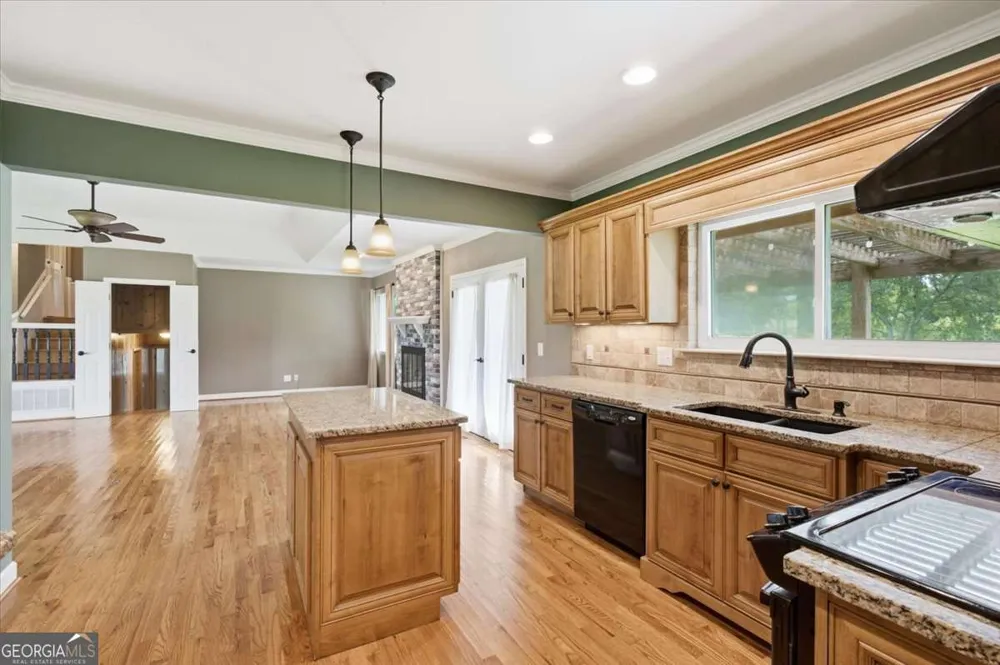 1314 Cave Springs RD Cedartown, GA 30125