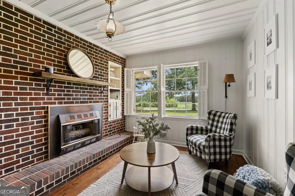 3710 Veal ST Roopville, GA 30170