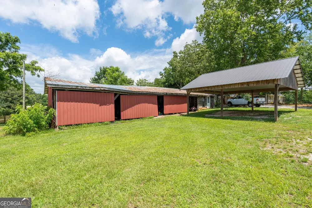 3710 Veal ST Roopville, GA 30170