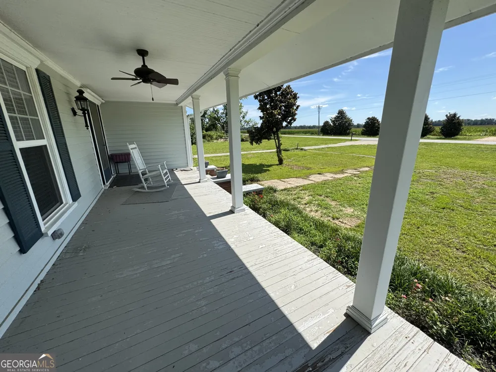654 Fire Tower RD Mount Vernon, GA 30445