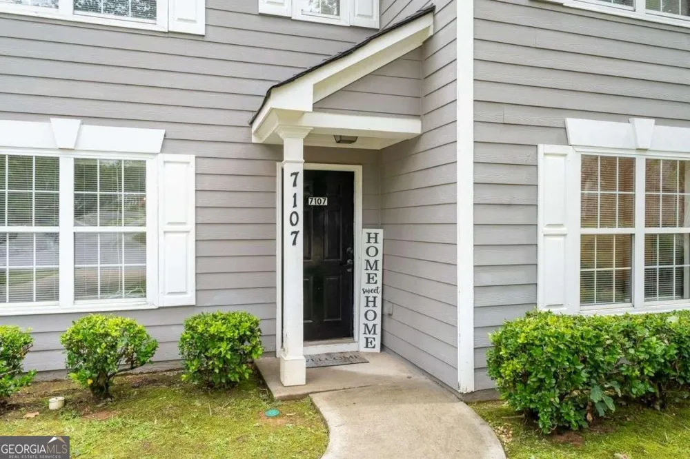 7107 Springchase WAY Austell, GA 30168