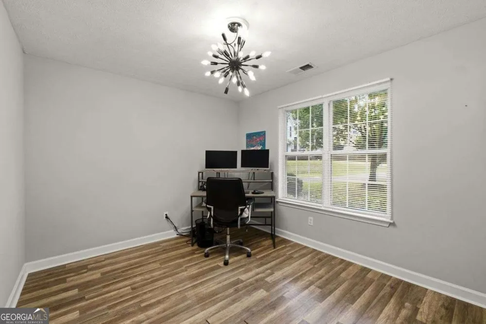 7107 Springchase WAY Austell, GA 30168