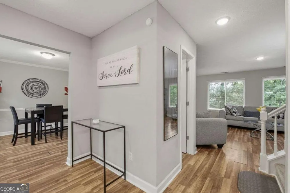 7107 Springchase WAY Austell, GA 30168