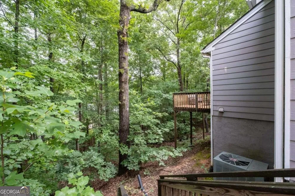 7107 Springchase WAY Austell, GA 30168