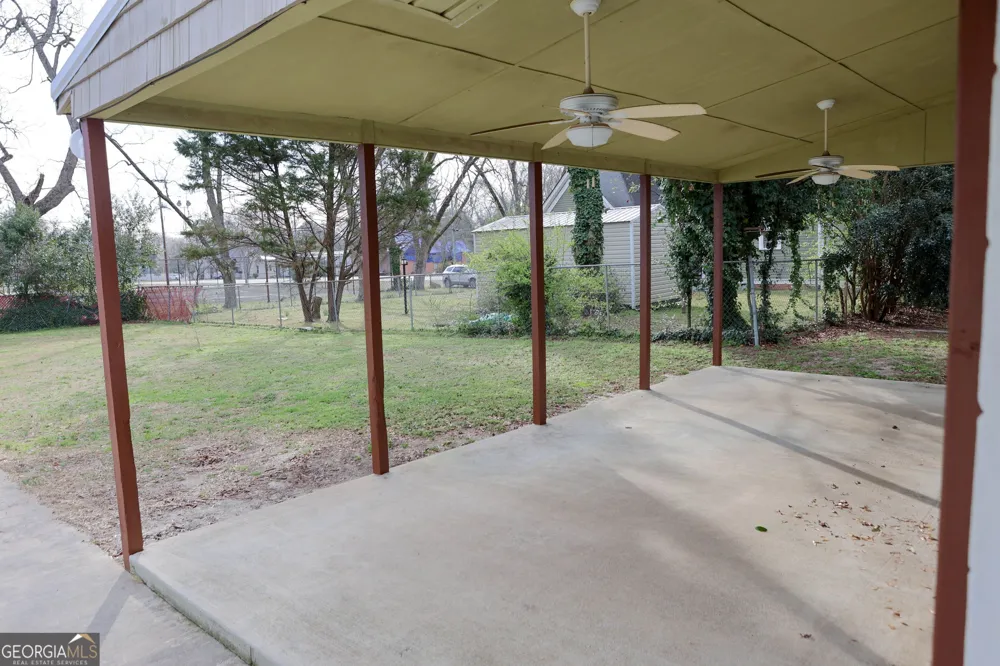 30 Dogwood LN Woodbury, GA 30293