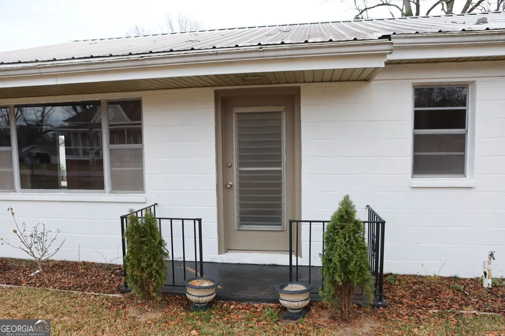 30 Dogwood LN Woodbury, GA 30293