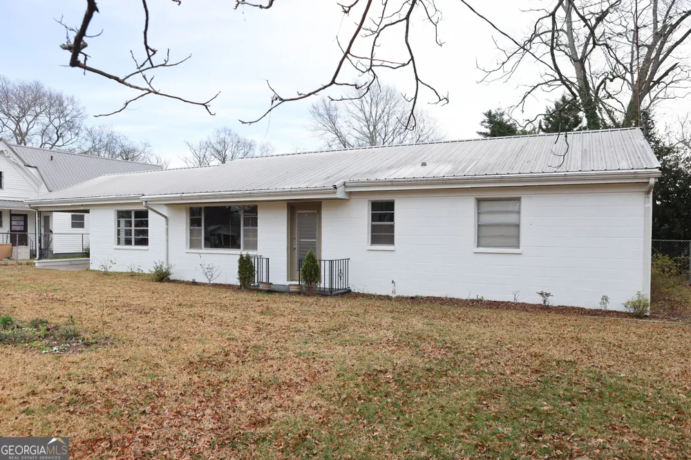 30 Dogwood LN Woodbury, GA 30293