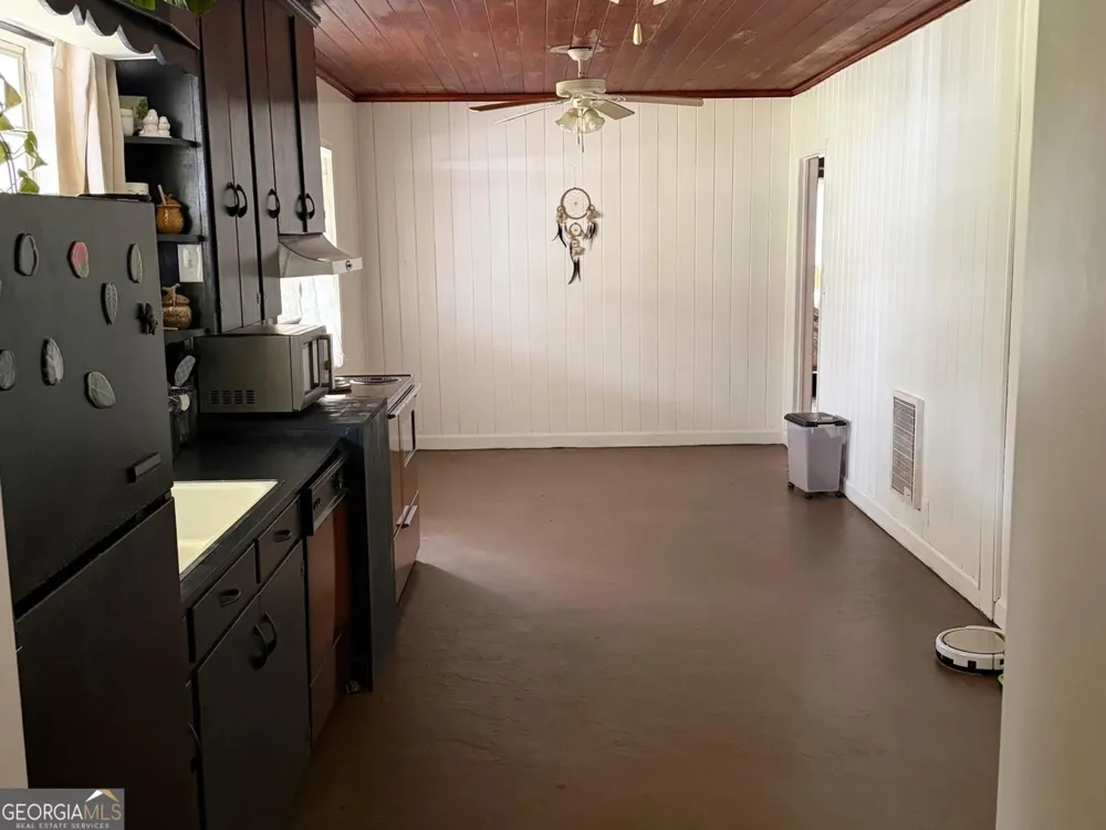 30 Dogwood LN Woodbury, GA 30293