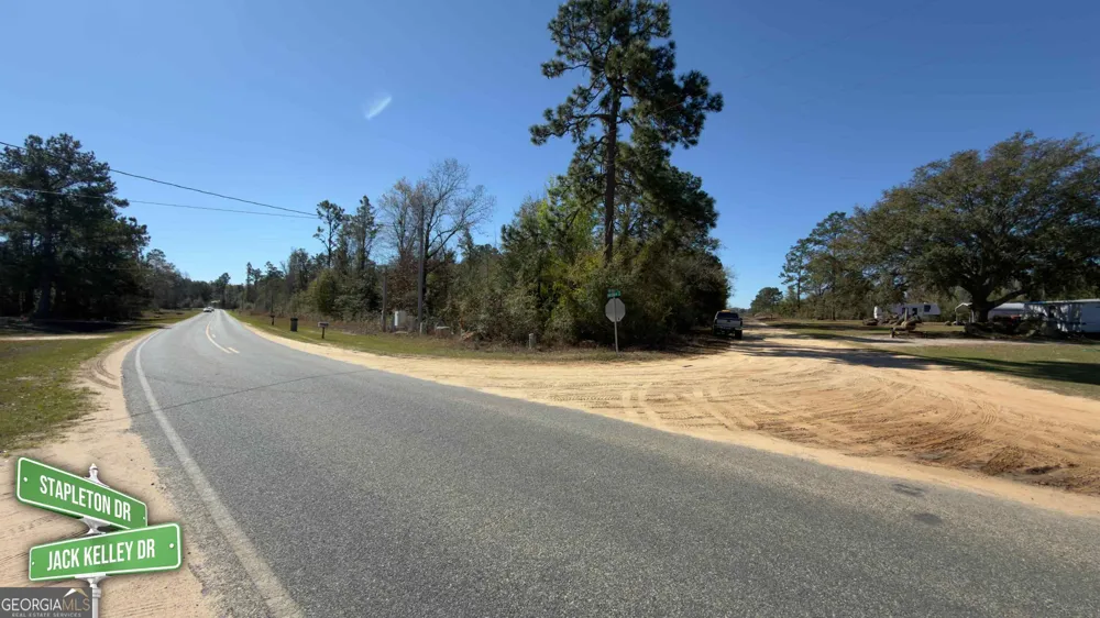 8249 Lake Carroll DR Donalsonville, GA 39845