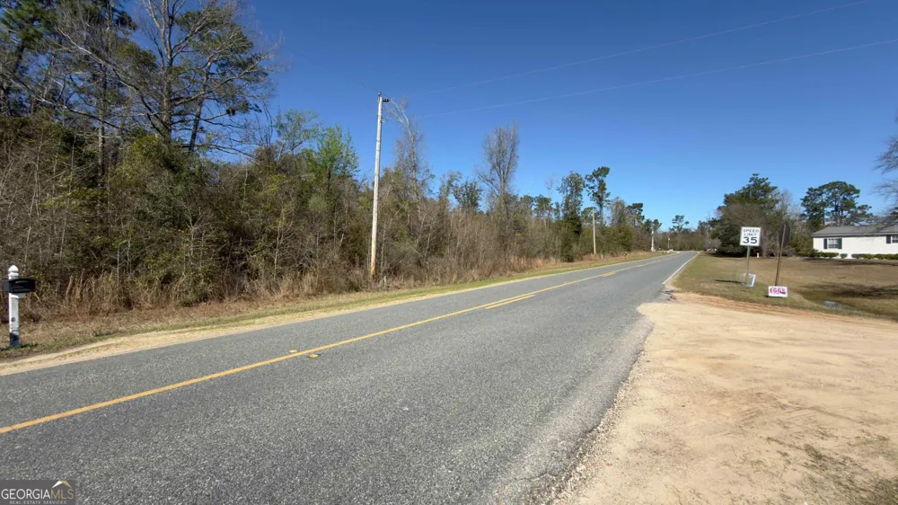 8249 Lake Carroll DR Donalsonville, GA 39845