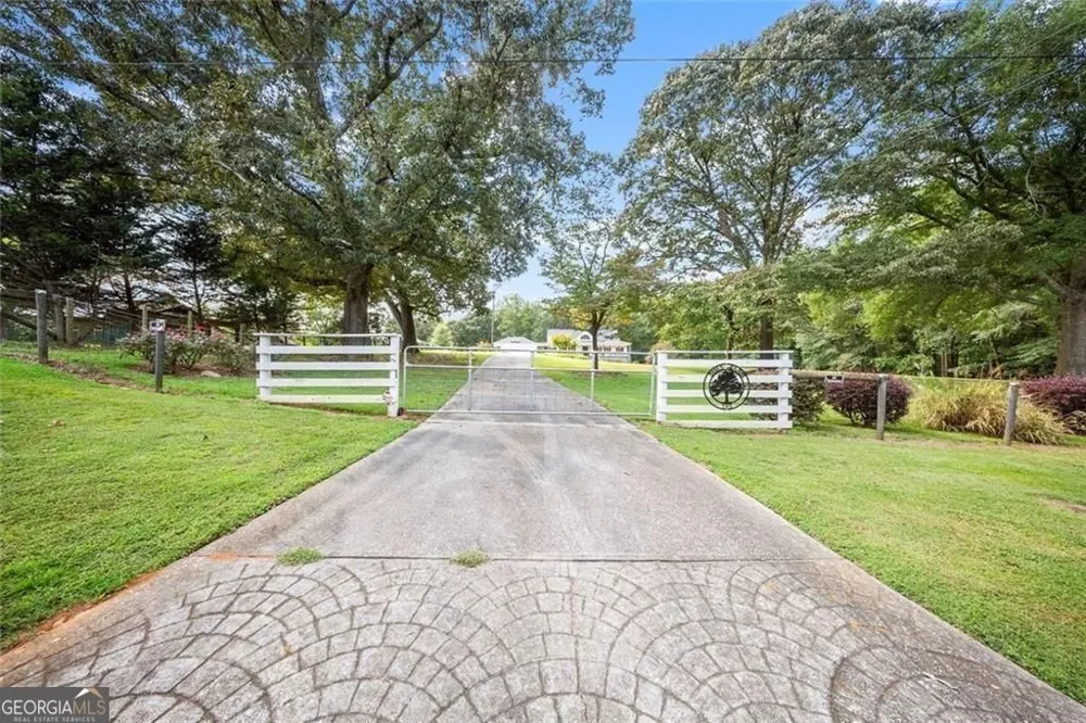 195 Sims Farm Way Maysville, GA 30558