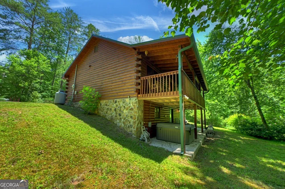 6385 Hwy 2 Epworth, GA 30541