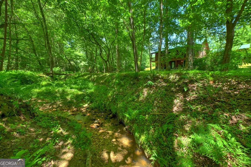 6385 Hwy 2 Epworth, GA 30541