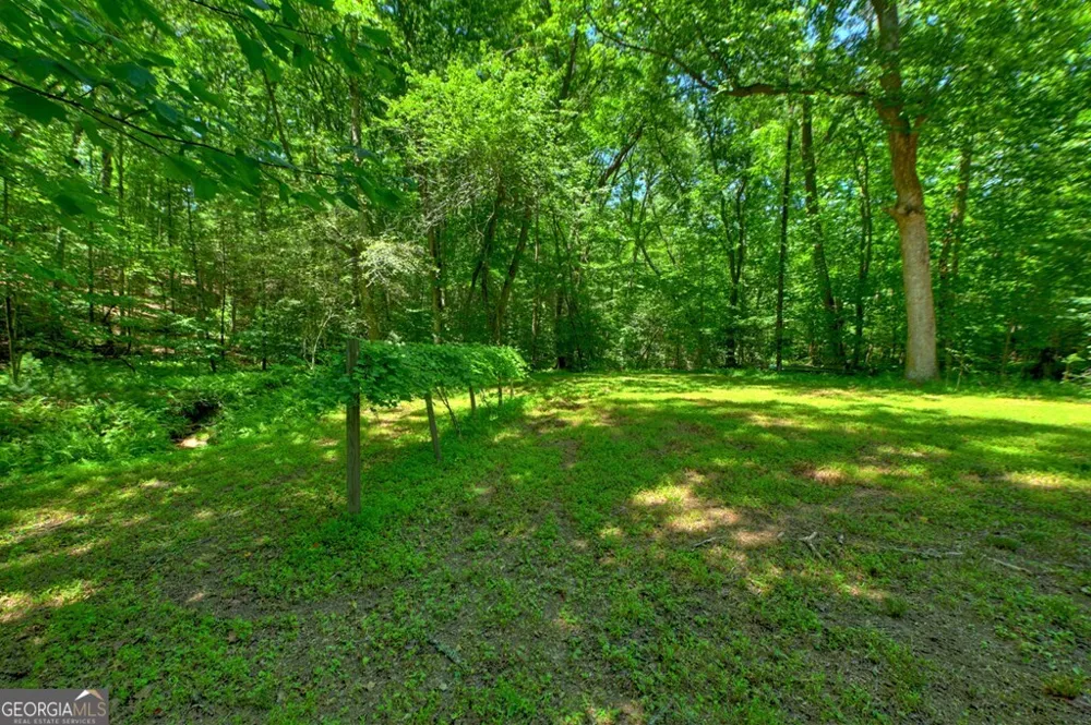 6385 Hwy 2 Epworth, GA 30541