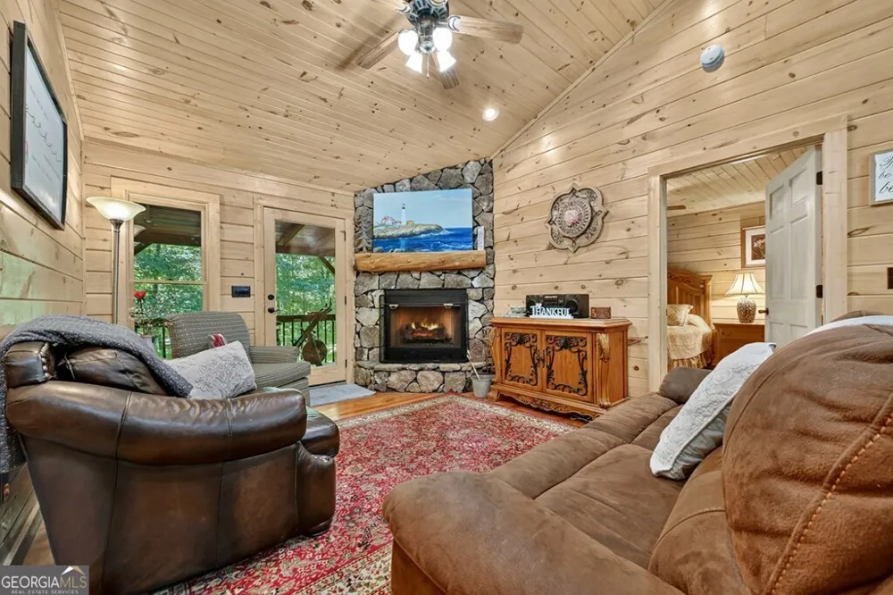 6385 Hwy 2 Epworth, GA 30541