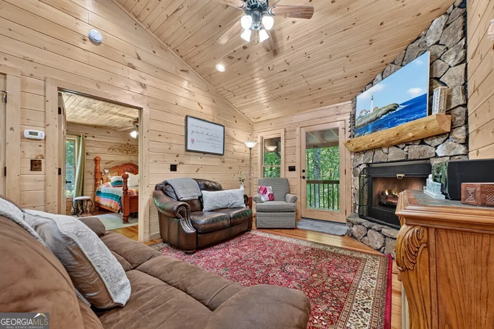 6385 Hwy 2 Epworth, GA 30541
