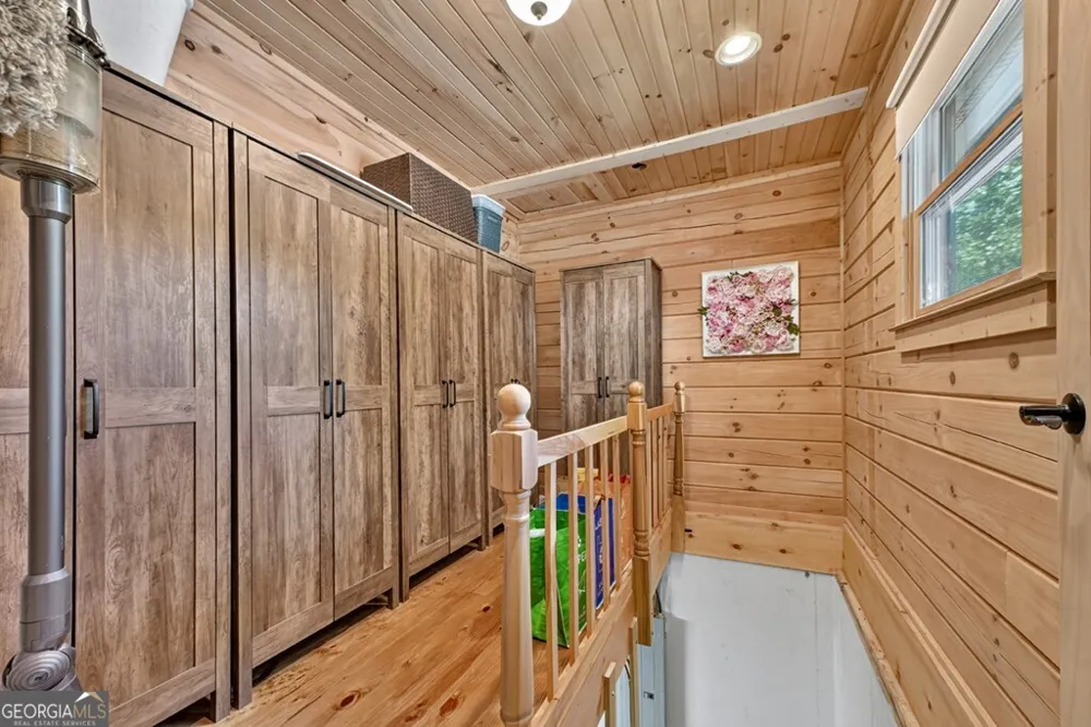 6385 Hwy 2 Epworth, GA 30541