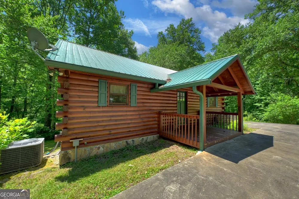 6385 Hwy 2 Epworth, GA 30541