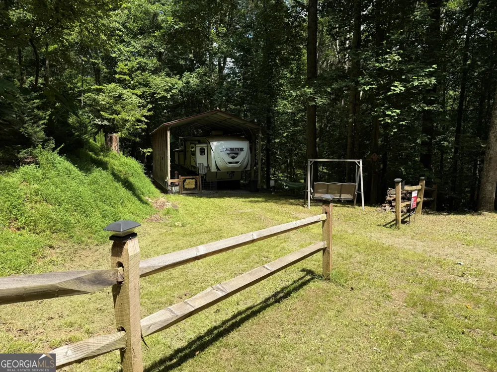 304 9th ST Ellijay, GA 30540