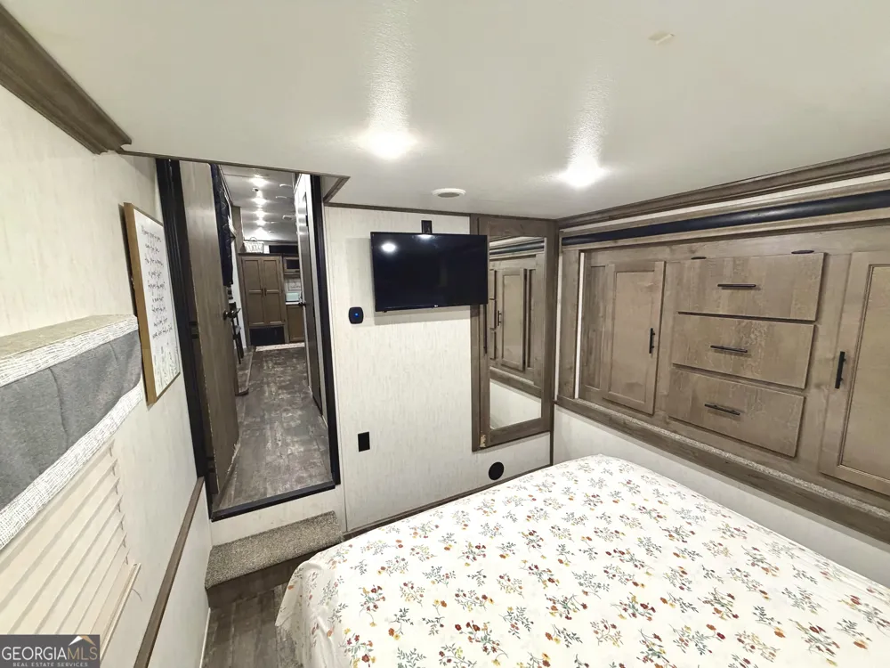 304 9th ST Ellijay, GA 30540