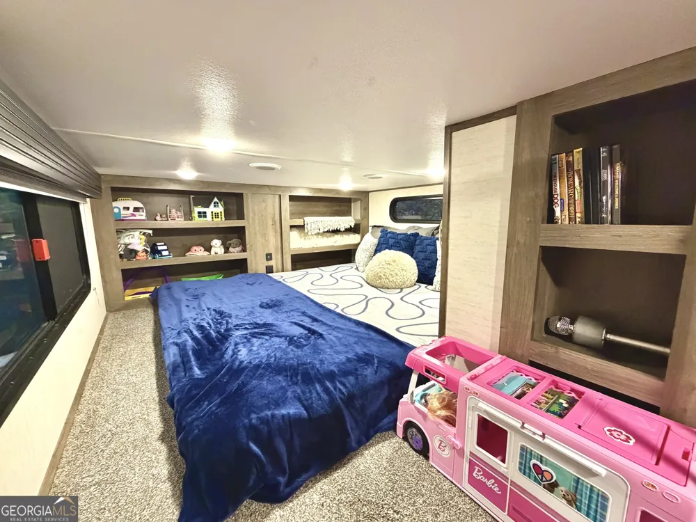 304 9th ST Ellijay, GA 30540