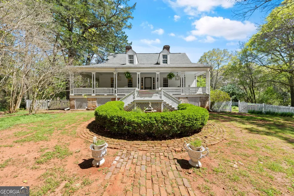 6 Thompson LN Thomaston, GA 30286