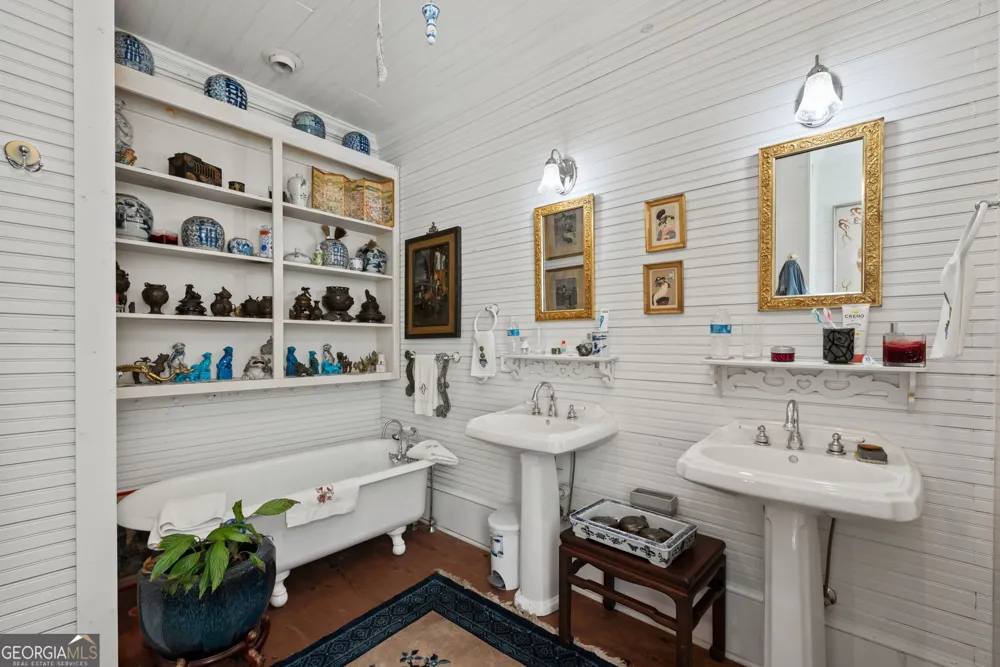 6 Thompson LN Thomaston, GA 30286