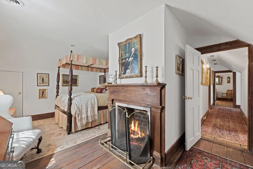 6 Thompson LN Thomaston, GA 30286
