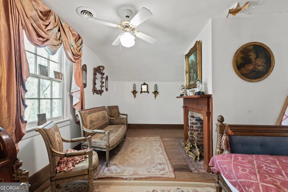 6 Thompson LN Thomaston, GA 30286