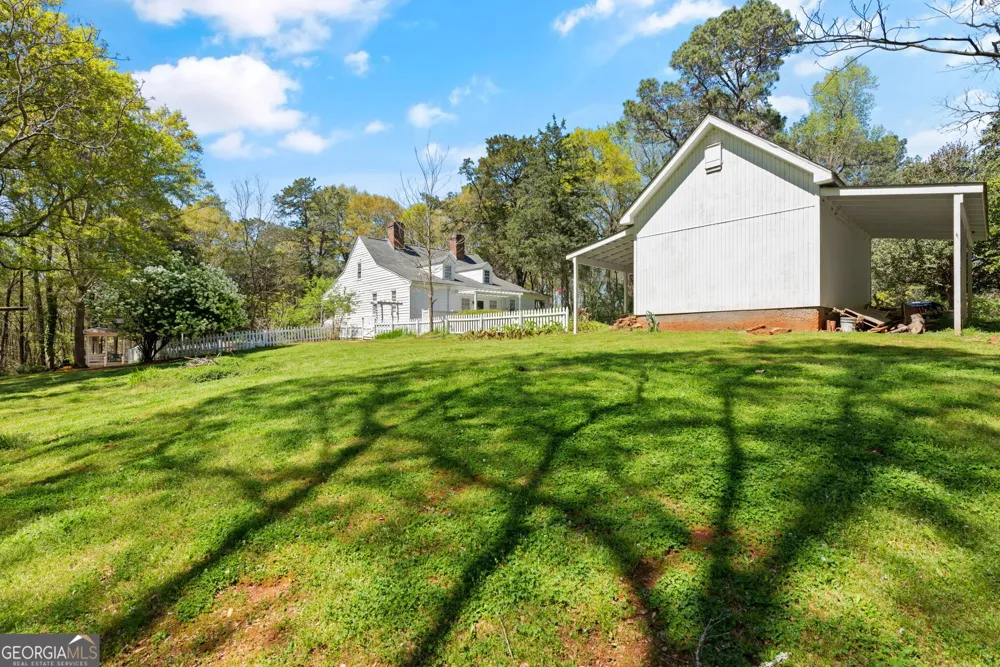 6 Thompson LN Thomaston, GA 30286
