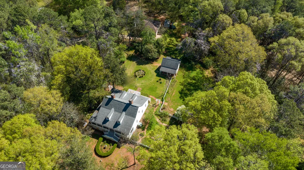 6 Thompson LN Thomaston, GA 30286
