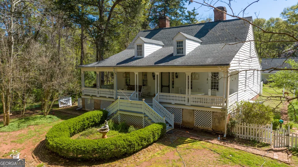 6 Thompson LN Thomaston, GA 30286