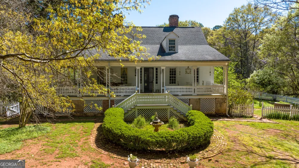 6 Thompson LN Thomaston, GA 30286