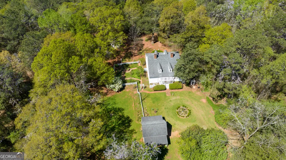 6 Thompson LN Thomaston, GA 30286
