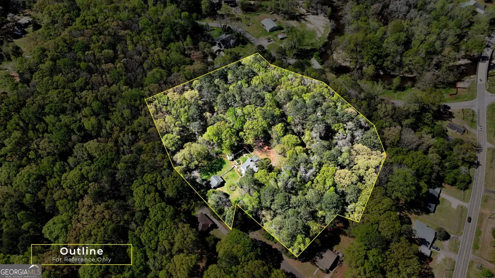 6 Thompson LN Thomaston, GA 30286