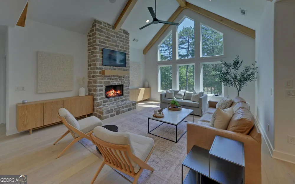 96 Barefoot Bay RD Hartwell, GA 30643