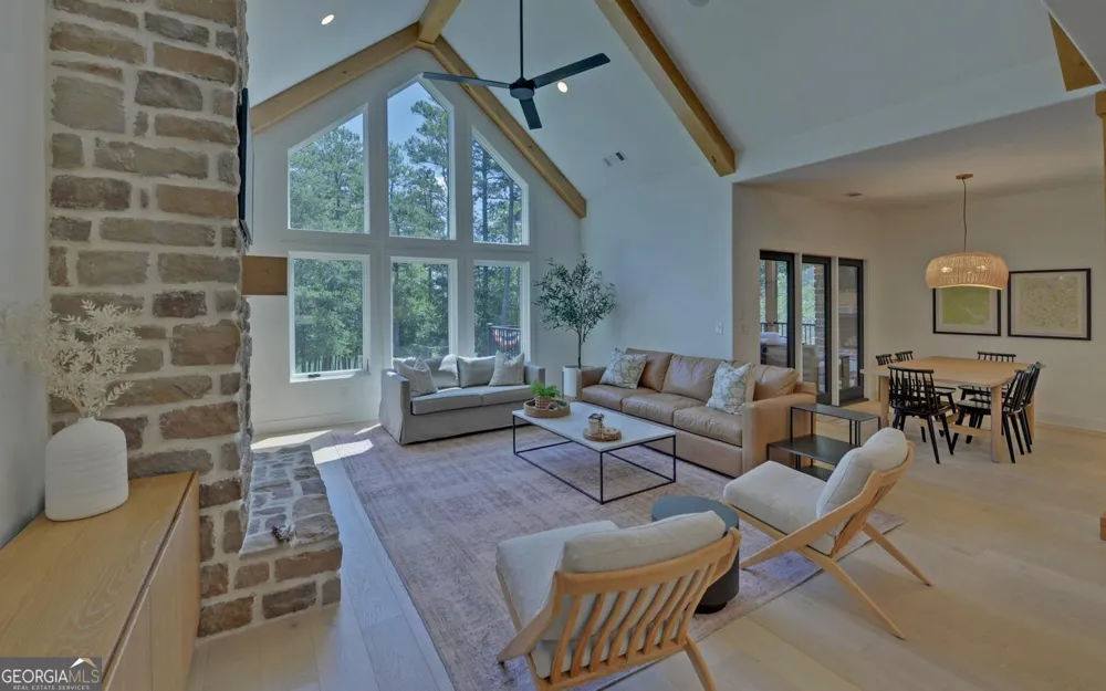 96 Barefoot Bay RD Hartwell, GA 30643