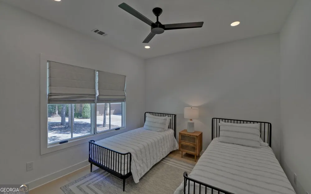96 Barefoot Bay RD Hartwell, GA 30643