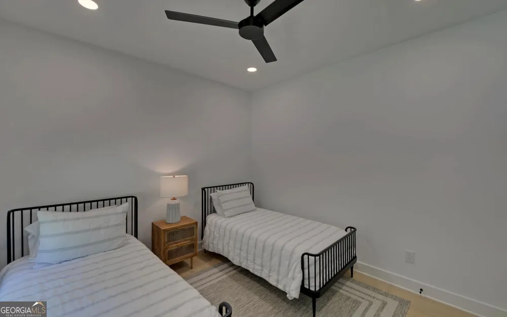 96 Barefoot Bay RD Hartwell, GA 30643