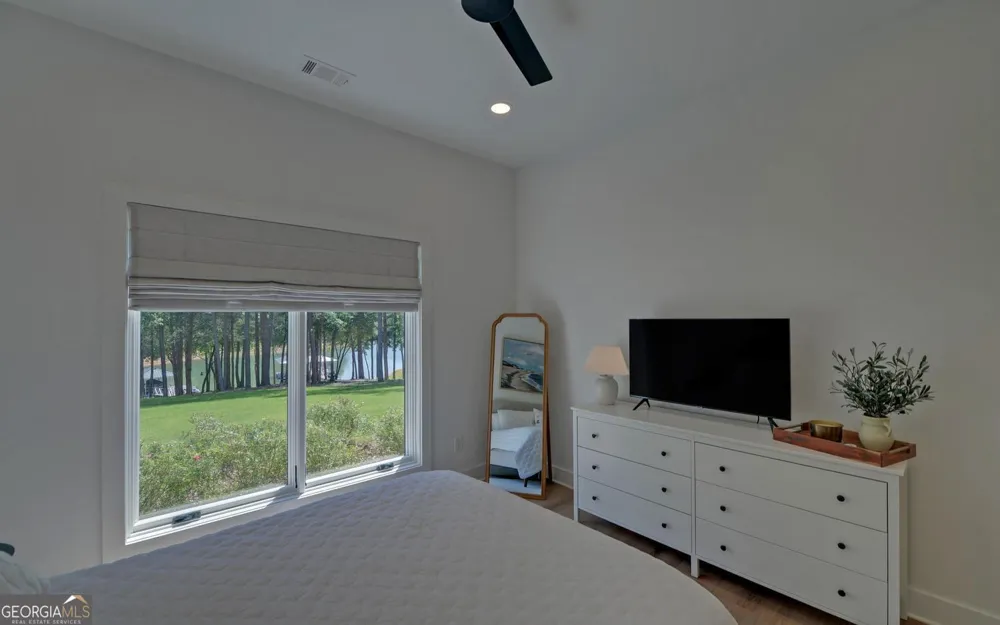 96 Barefoot Bay RD Hartwell, GA 30643