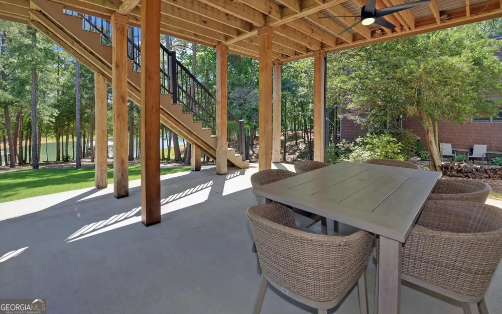 96 Barefoot Bay RD Hartwell, GA 30643