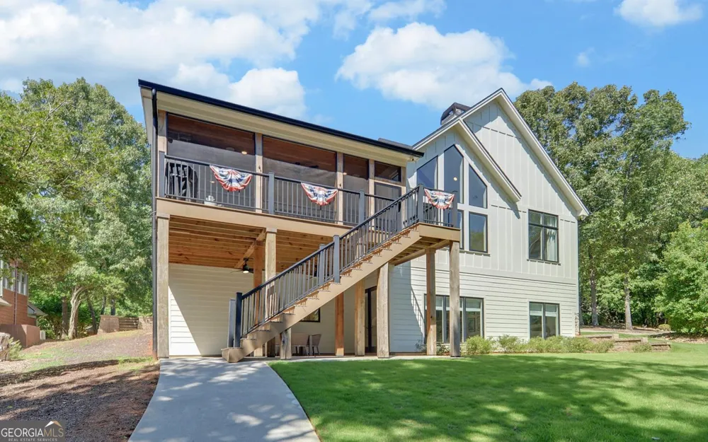 96 Barefoot Bay RD Hartwell, GA 30643