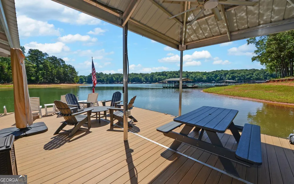 96 Barefoot Bay RD Hartwell, GA 30643