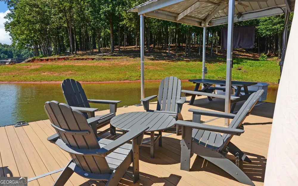 96 Barefoot Bay RD Hartwell, GA 30643