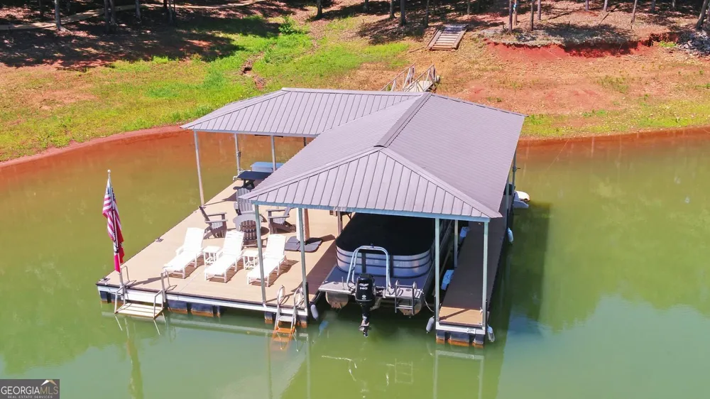 96 Barefoot Bay RD Hartwell, GA 30643