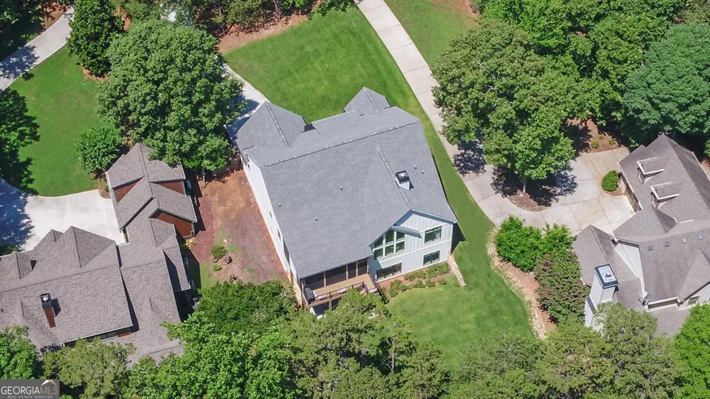 96 Barefoot Bay RD Hartwell, GA 30643