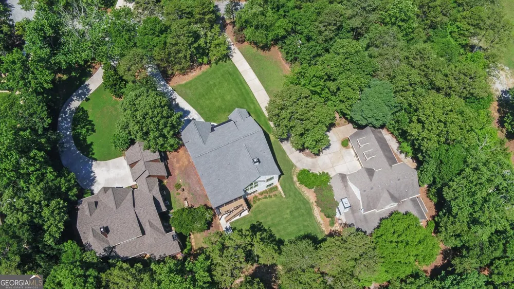 96 Barefoot Bay RD Hartwell, GA 30643